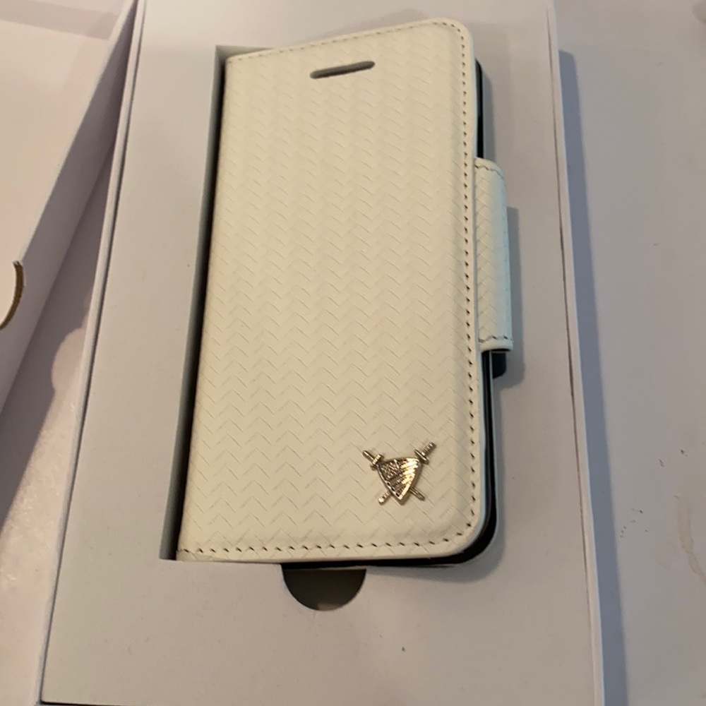 Cell phone wallet case